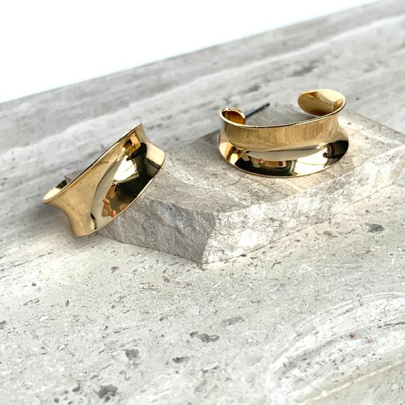 NEW ~ Anthropologie Gold Ribbon Hoop Earrings - Picture 3 of 12